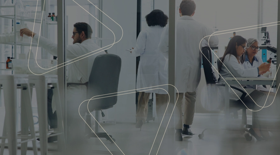 How to choose the right CRO for a clinical trial: 7 criteria for assessing capabilities and operational fit